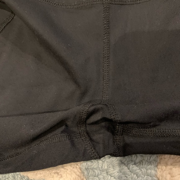 Ingrid and Isabel maternity leggings. - Picture 4 of 8
